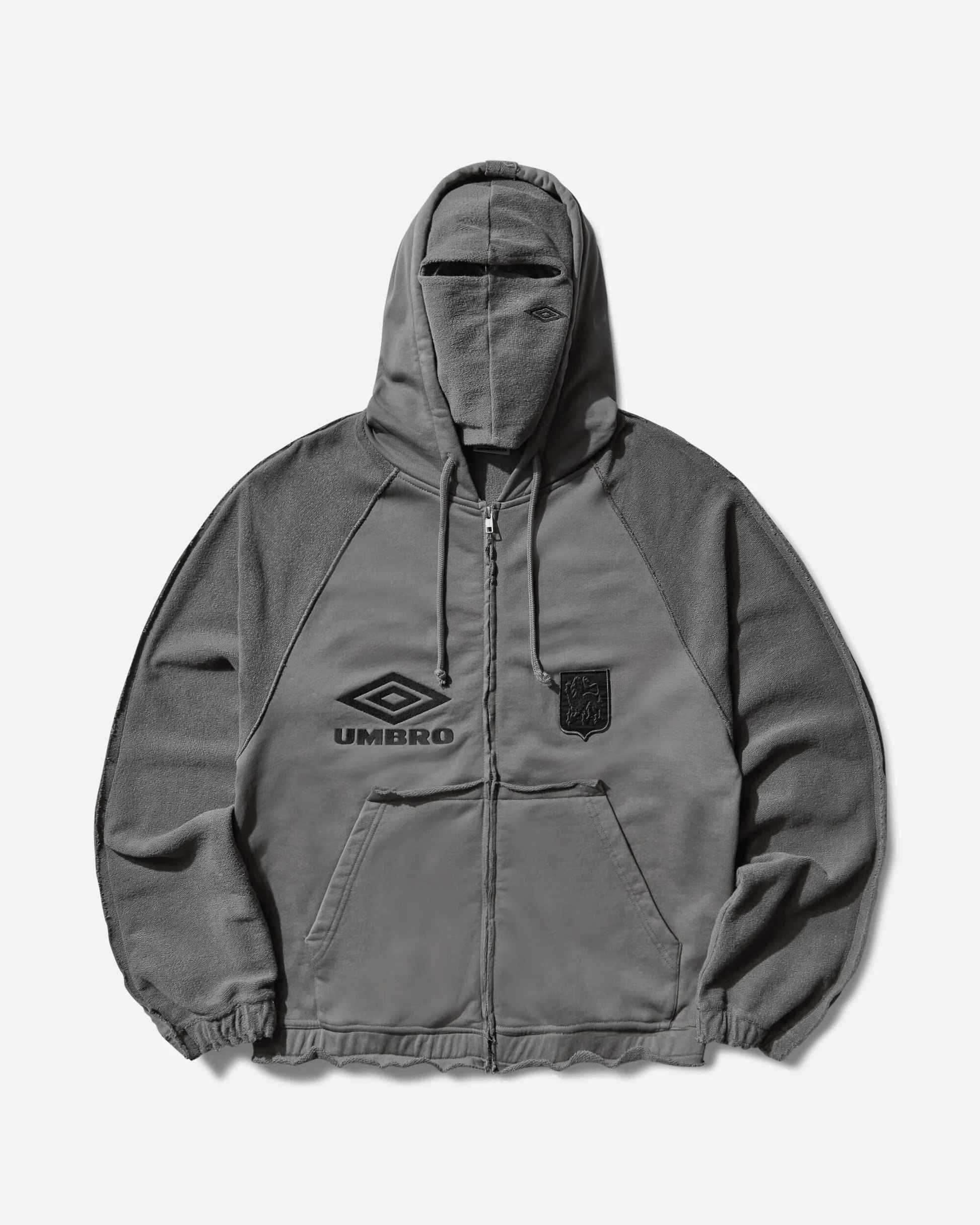 Umbro Royal Arms Zip Masked Hoodie (Smock Grey)